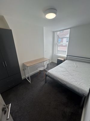 Photo 15- click for photo gallery